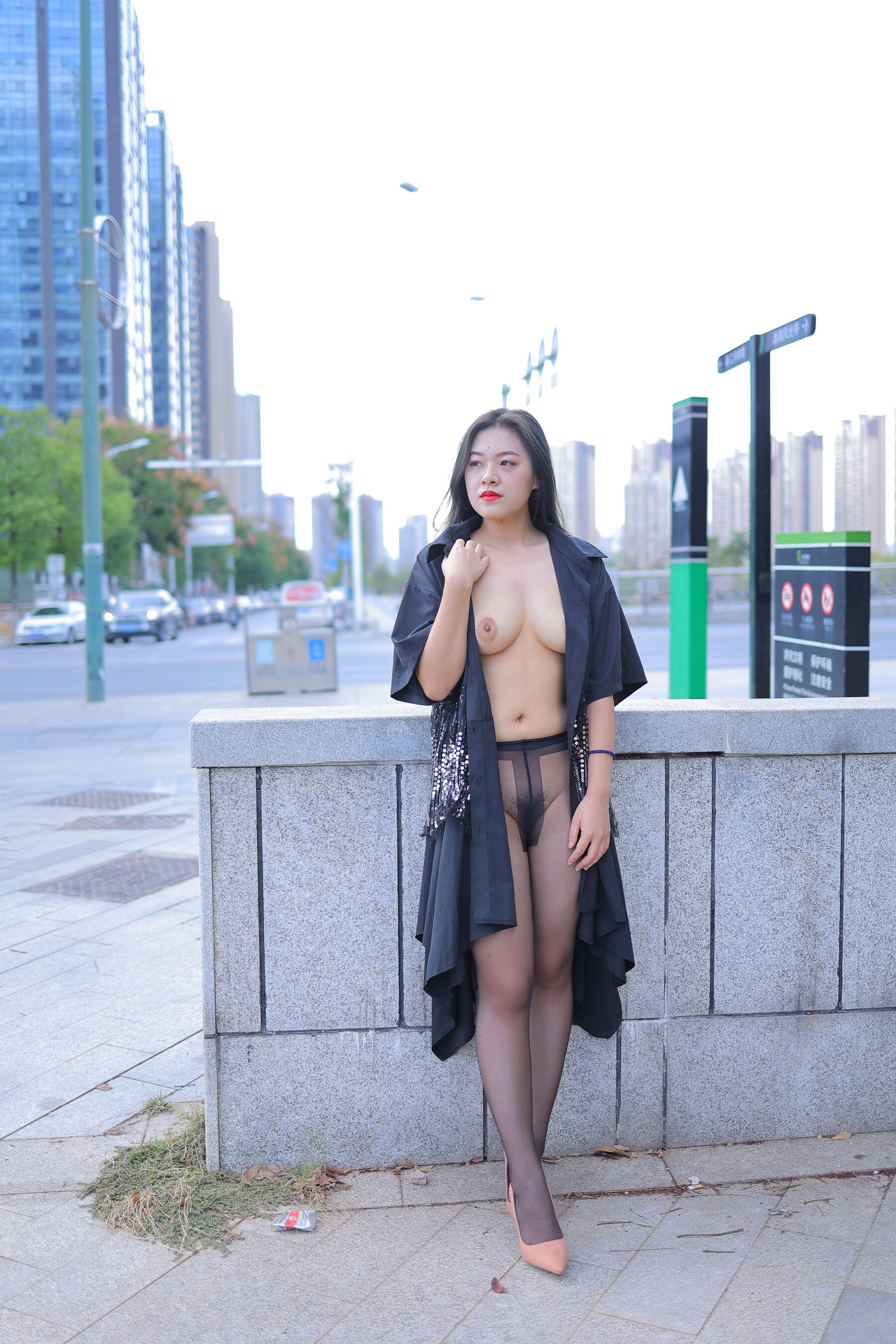 国模宁蒗大尺度人体私拍套图