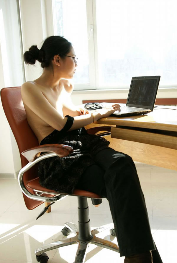 极品美模俪仙私拍无圣光套图2