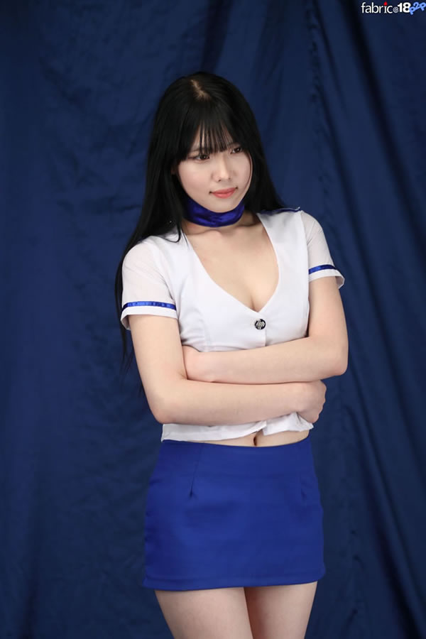 清新长发美模私拍无圣光绝美人体艺术套图