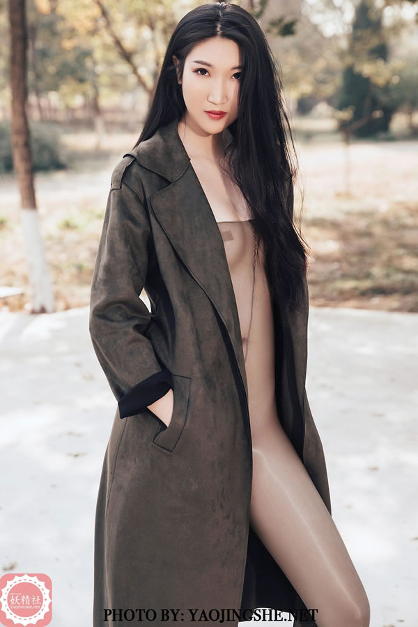 妖精社苏玮林中超薄肉丝大尺度惹火写真