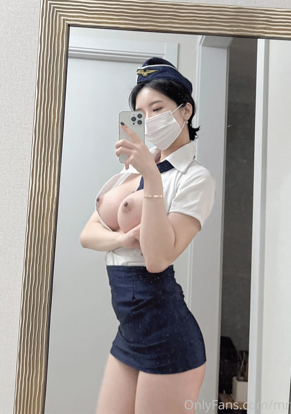 露出系巨乳网红@mrsddirori 尺度私拍合集2