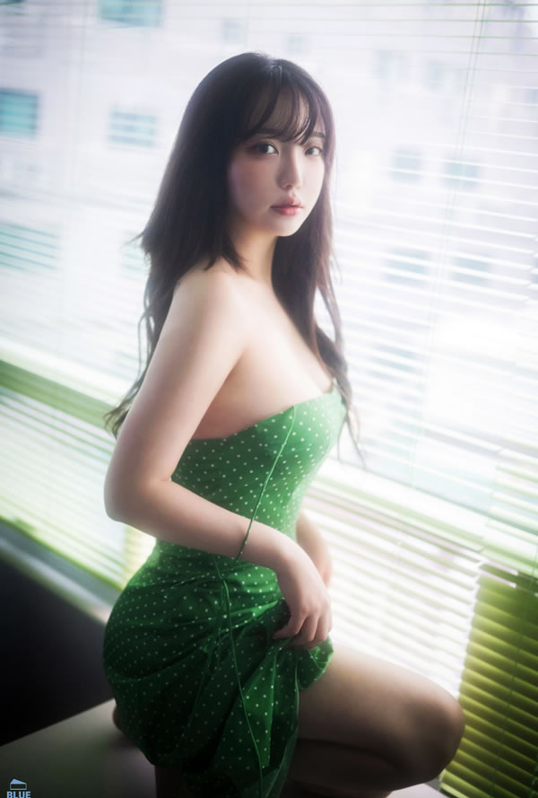 可爱美女孙乐乐