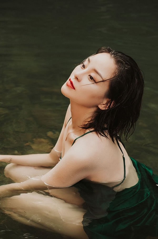 色影师依旧简单出品尺度人体作品集2