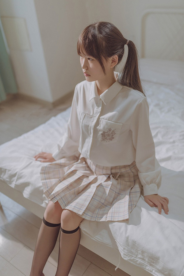 摄影师鹿初少女系列双马尾丢妹01无圣光图集