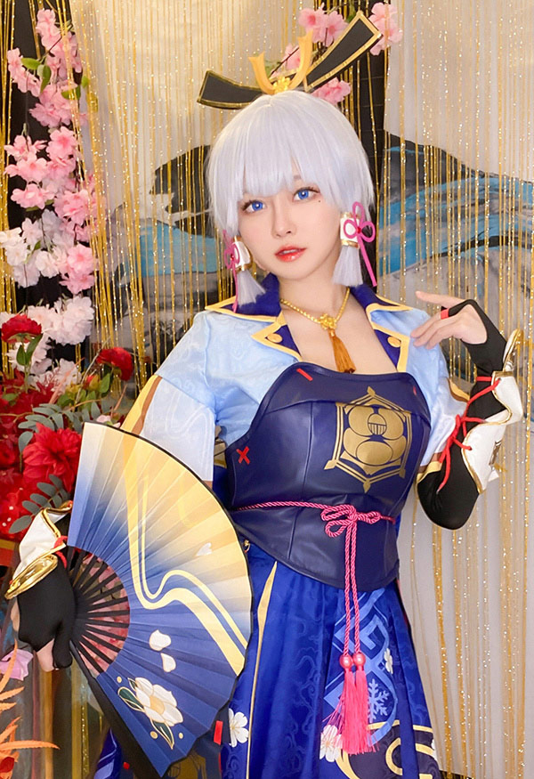 Coser美女Arty亚缇 神里绫华xayaka