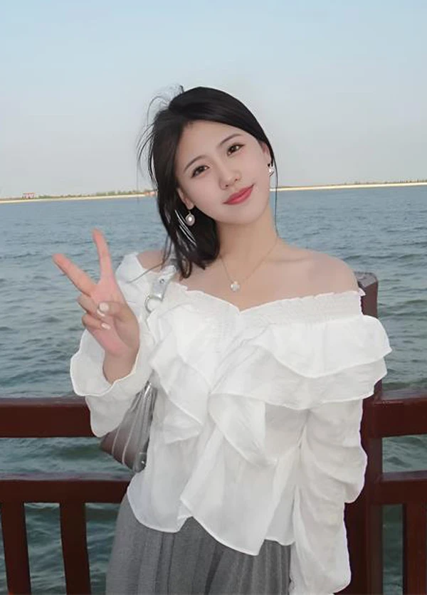 漂亮小姐姐宫廷风复古无圣光唯美图集