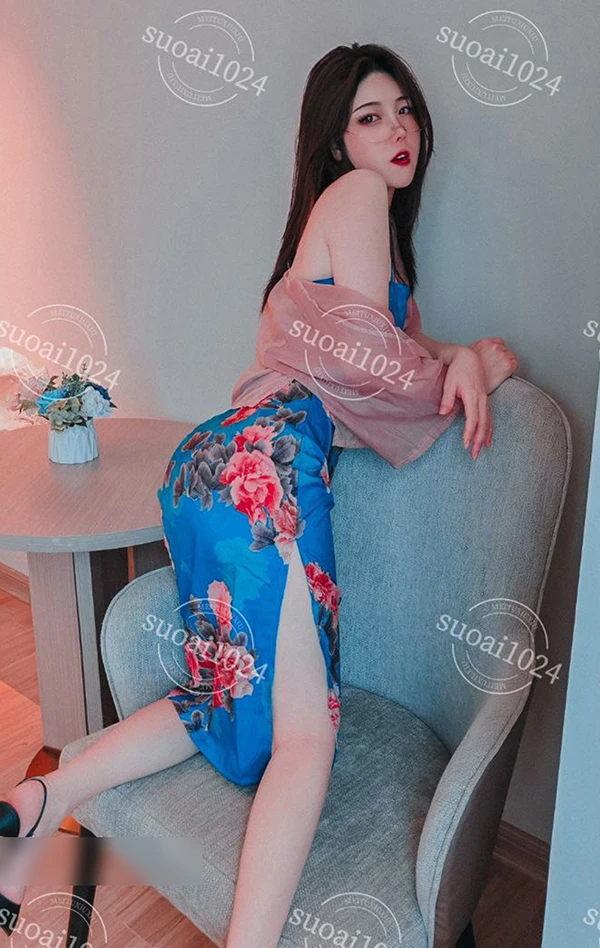 高挑长腿御姐@索爱人妻 尺度私拍视图合集7