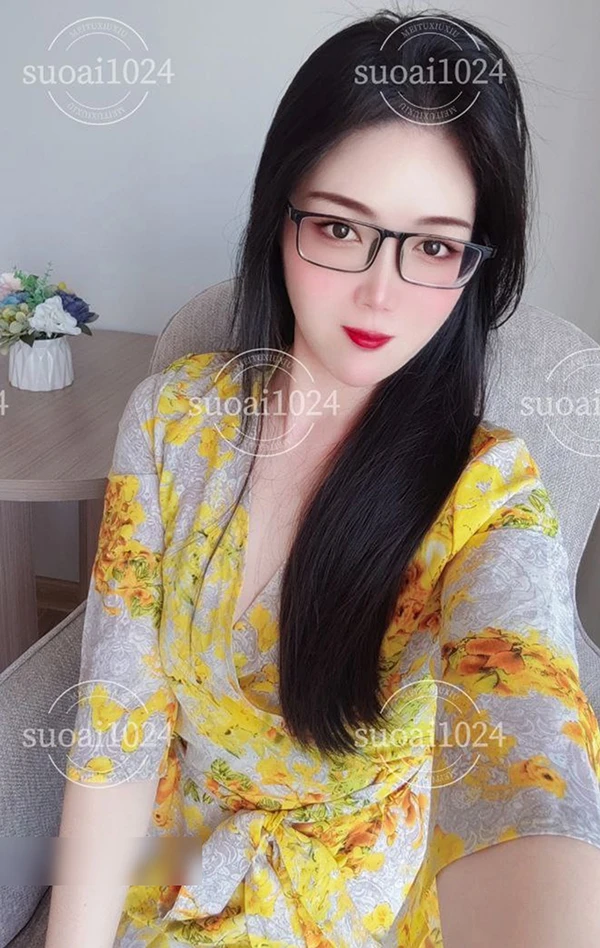 高挑长腿御姐@索爱人妻 尺度私拍视图合集8