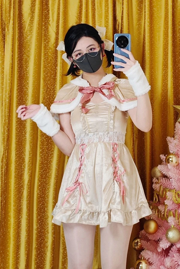 反差福利姬@Naimi奶咪 美人如玉繁花似锦